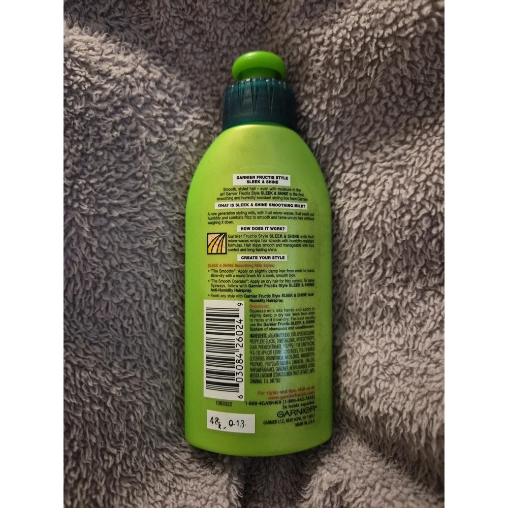 Garnier Fructis Style Anti-Humidity Anti Humidity Smoothing Milk, 5.1 fl oz NEW